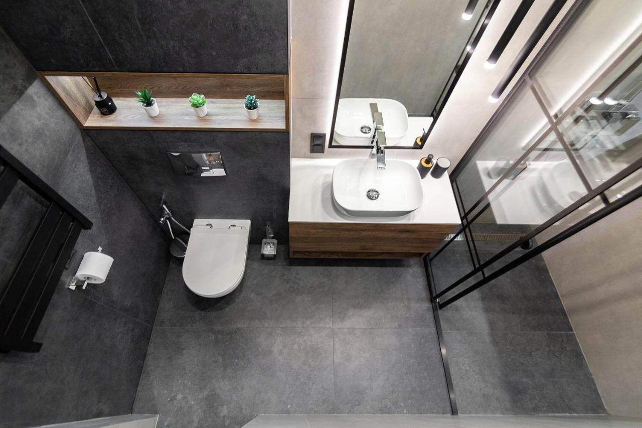 Dream Apartament On Drahomanova Street Lviv Eksteriør bilde