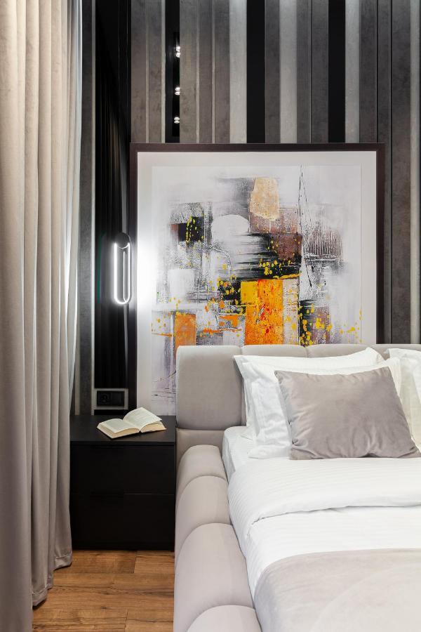 Dream Apartament On Drahomanova Street Lviv Eksteriør bilde