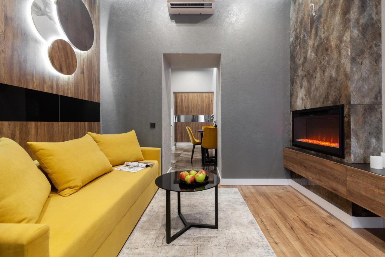 Dream Apartament On Drahomanova Street Lviv Eksteriør bilde