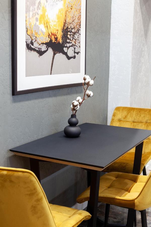 Dream Apartament On Drahomanova Street Lviv Eksteriør bilde